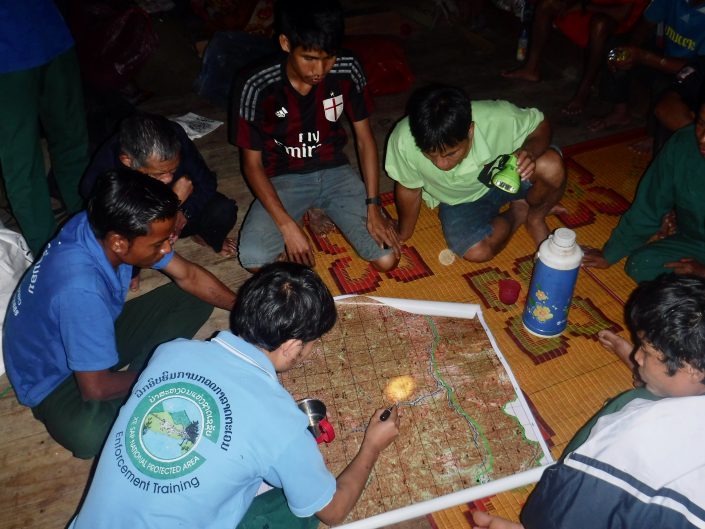 planning_fieldtrip_Laos_credit_Andrew_Tilker